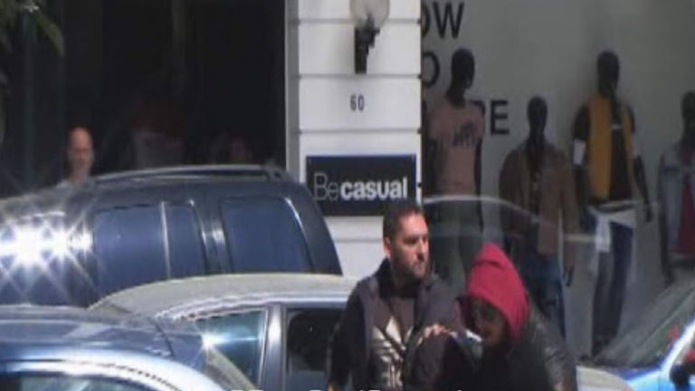 Κόρινθος: Ελεύθερος αφέθηκε ο 35χρονος που κατηγορείται για το φόνο του 52χρονου Ρομά-Καζάνι που βράζει η πόλη