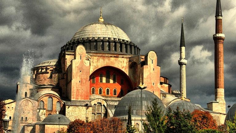 Τι απαντά η UNESCO στην επιδίωξη του Ερντογάν να μετατρέψει την Αγιά Σοφιά σε τζαμί