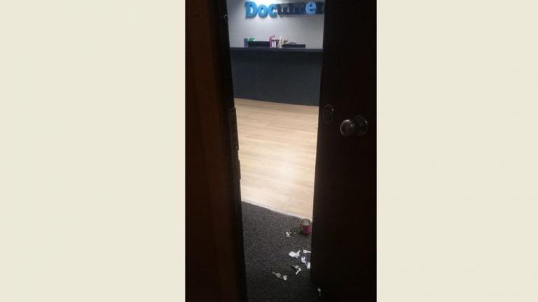 Διέρρηξαν τα γραφεία της εφημερίδας «Documento»