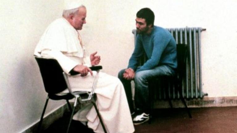Σαν σήμερα 13 Μαρτίου 1981 ο  Μεχμέτ Αλί Αγκτσά είχε τραυματίσει σοβαρά τον πάπα Ιωάννη Παύλο τον Β'