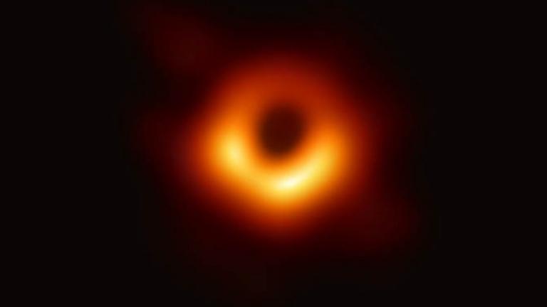 Επιστήμονες προτείνουν χαβανέζικο όνομα για την 1η μαύρη τρύπα που φωτογραφήθηκε