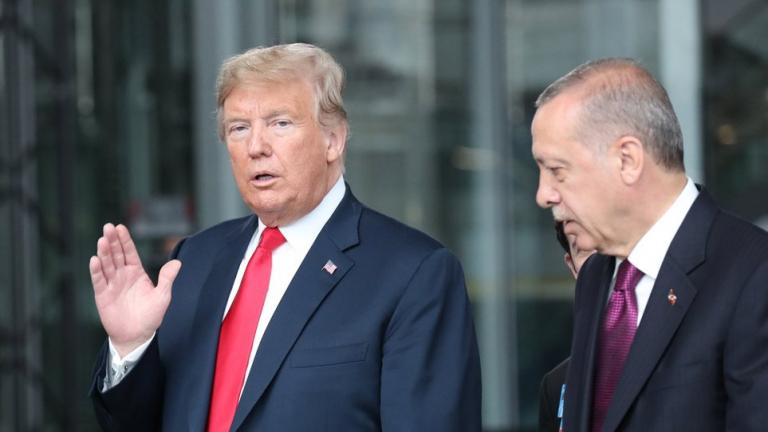 Οι ΗΠΑ θα υποχωρήσουν στη Συρία εάν η Τουρκία δεν πάρει τους S-400: Τι είπαν Τραμπ και Ερντογάν
