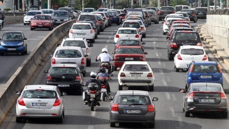 Θεσσαλονίκη - Εξοδος Πάσχα: Αυξημένη η κίνηση των οχημάτων στα διόδια των Μαλγάρων