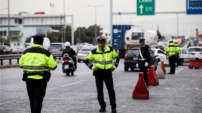 Έξοδος Πάσχα: Αυξημένη κίνηση σε Εθνικές οδούς, λιμάνια και ΚΤΕΛ