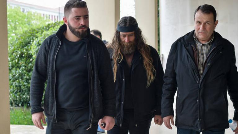 Δίκη Γιακουμάκη: Βίαιη προσαγωγή, αποκαλύψεις - σοκ και ένταση στη δίκη! (video)