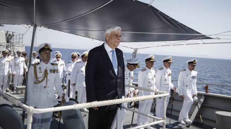 Τι ζόρι τραβάνε πάλι κάποιοι πολιτικοί και μιντιακοί κύκλοι και προσπαθούν να μειώσουν τον εθνικό ρόλο του Προκόπη Παυλόπουλου το δύσκολο καλοκαίρι του 2015;