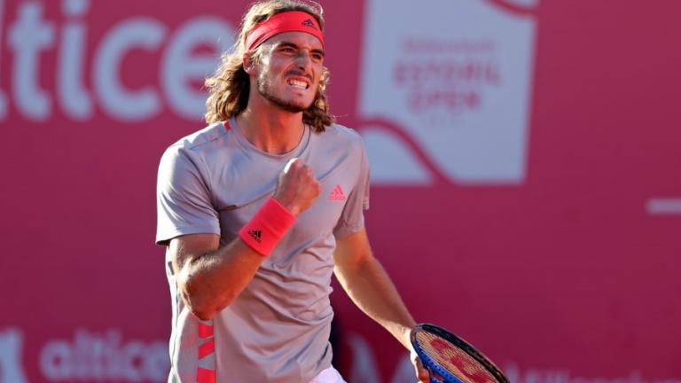 Στους "4" του Estoril Open ο Τσιτσιπάς