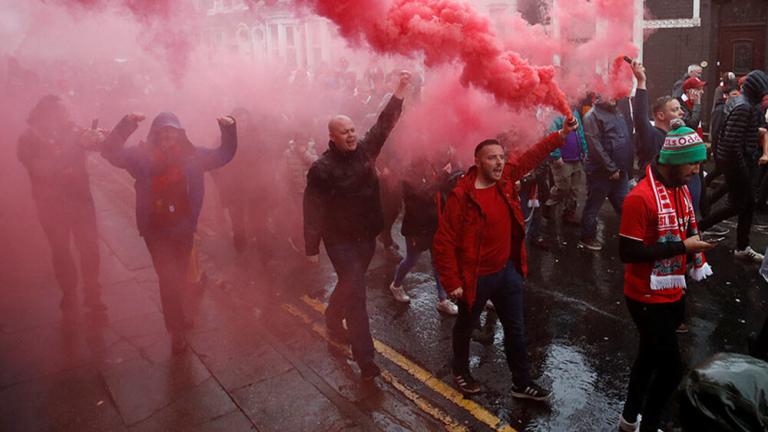 Champions League: Επεισόδια στη Βαρκελώνη από οπαδούς της Λίβερπουλ (ΒΙΝΤΕΟ)