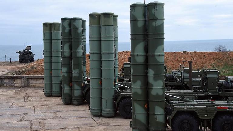 Έφθασαν στη Ρωσία οι πρώτοι Τούρκοι στρατιωτικοί για να εκπαιδευτούν στους S-400