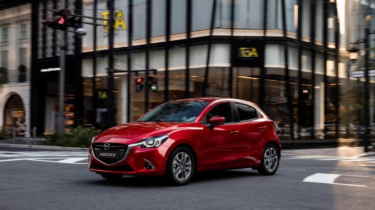 Mazda 2  Από 13.719 ευρώ