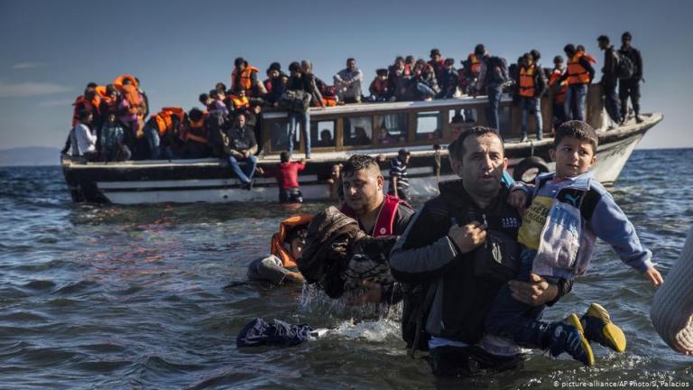 FAZ: «Η Ελλάδα κόμβος παράτυπης μετανάστευσης»