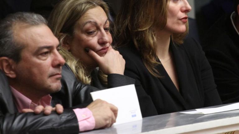 Ζανέτ Τσίπρα: Δεν θα επιτρέψω να διασύρουν τη μνήμη του πατέρα μου