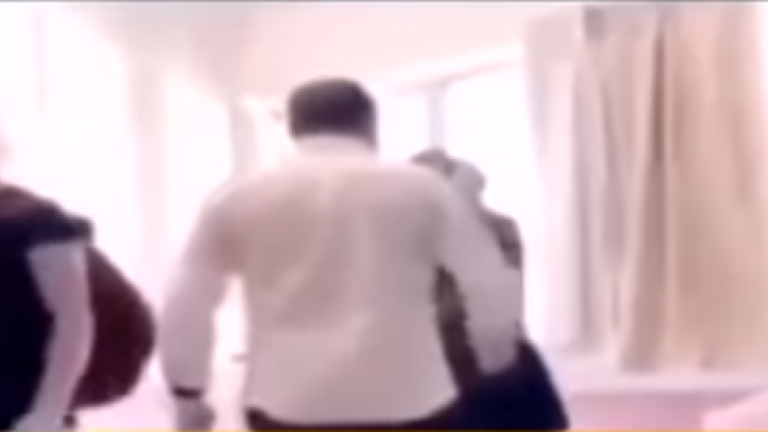 Βίντεο σοκ από σχολείο της Λεμεσού: Καθηγητής χτυπάει μαθήτρια