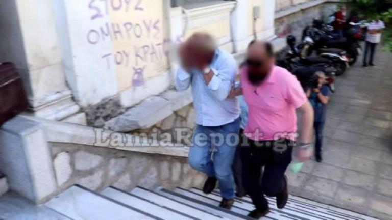 Ελεύθερος με περιοριστικούς όρους ο «θείος» που κατηγορείται για ασέλγεια σε 23χρονη ΑΜΕΑ στη Λαμία (video)