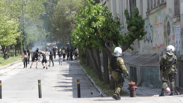 Επεισόδια μικρής διάρκειας γύρω απ' το Πολυτεχνείο