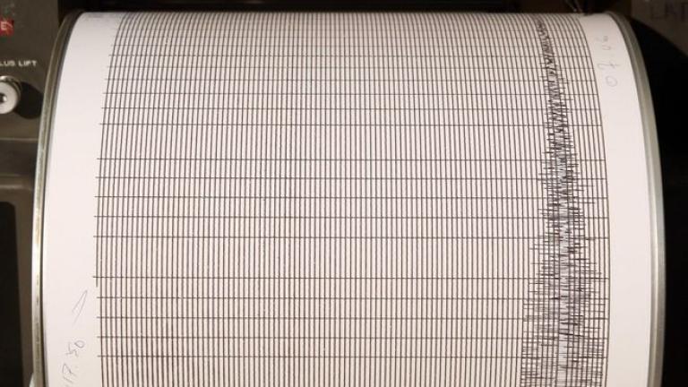 Σεισμός τώρα: Μεγάλος σεισμός στην Παπούα Νέα Γουϊνέα και προειδοποίηση για τσουνάμι