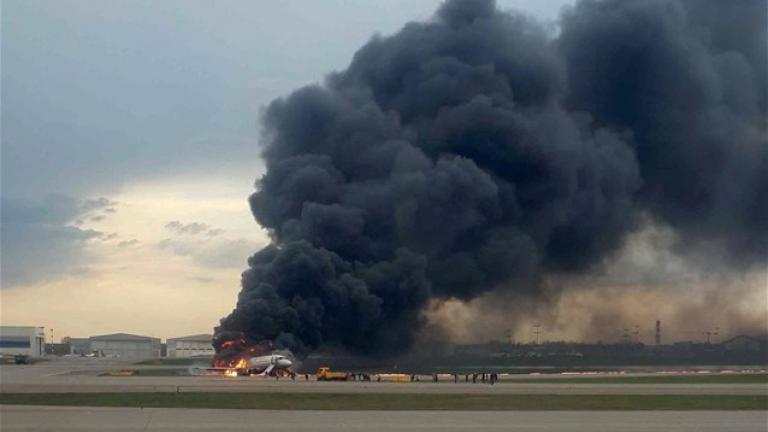 Ρωσία: Φονική αναγκαστική προσγείωση αεροσκάφους με έναν νεκρό και 10 τραυματίες