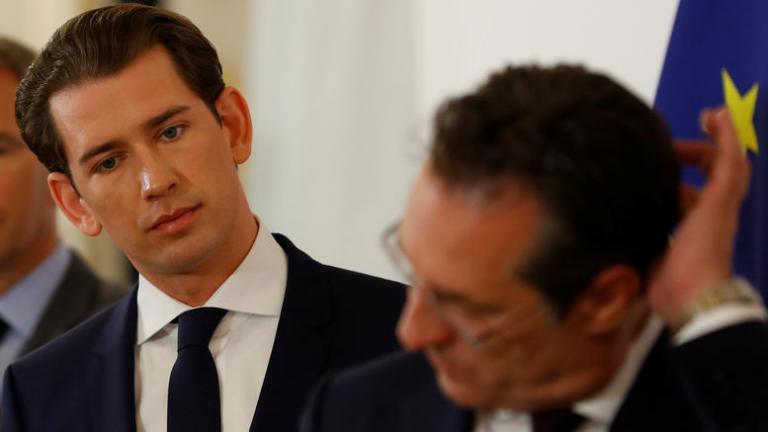 Αυστρία: «Τρίζει» η καρέκλα του Κουρτς - Πιθανές οι πρόωρες εκλογές μετά το σκάνδαλο
