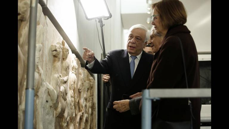 Παυλόπουλος: Αμετανόητοι συνεργοί του εγκληματικού πολιτιστικού ανοσιουργήματος του Έλγιν οι υπεύθυνοι του Βρετανικού Μουσείου 