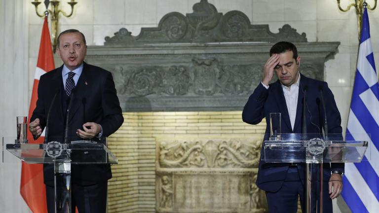 Πάλι προκλητικός ο Ερντογάν: Μιλάει μόνος του ο Τσίπρας, εμείς θα κάνουμε τις γεωτρήσεις