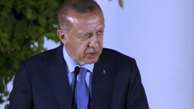 Ο Ερντογάν ξεκαθάρισε ότι η Τουρκία συνεχίζει «με σοβαρότητα» τις γεωτρήσεις στην κυπριακή ΑΟΖ και ζήτησε να γίνει διαπραγμάτευση, προκειμένου να γίνει μοιρασιά!