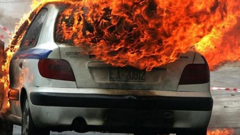 Κάηκε περιπολικό στην Αττική Οδό-Πρόλαβε να βγει ο οδηγός