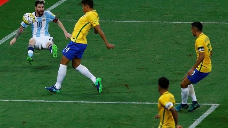 Αργεντινή-Βραζιλία: Αγώνας-φωτιά στους ημιτελικούς του Copa America