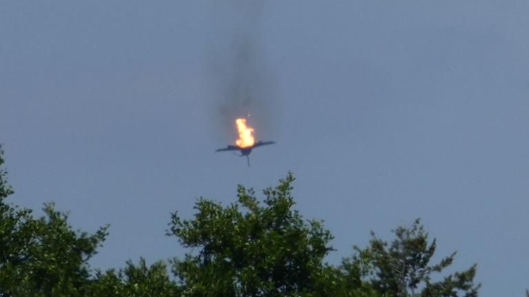 Βίντεο-ντοκουμέντο: Καρέ καρέ η συντριβή του Eurofighter μετά από σύγκρουση στον αέρα
