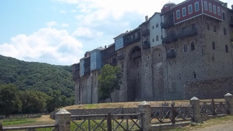 Ύστερα από μια μεγάλη αστυνομική επιχείρηση που κράτησε ώρες, συνελήφθη τελικά ο ιερόσυλος