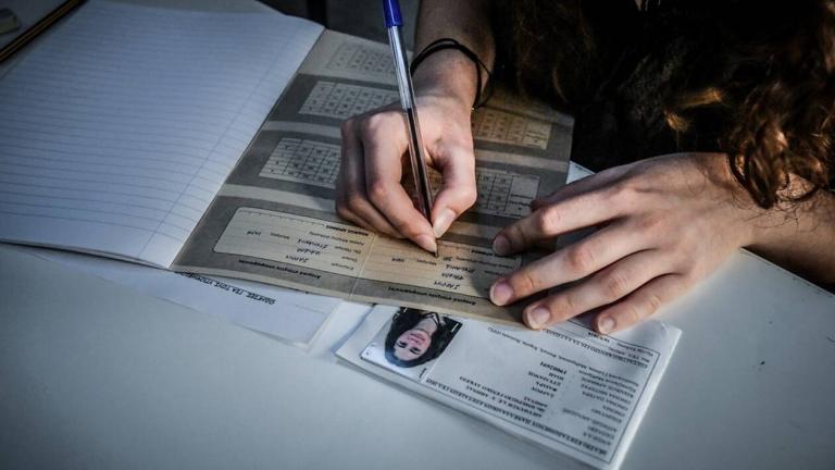 Πανελλήνιες 2019: Με Αρχαία και Μαθηματικά συνεχίζονται την Δευτέρα (10/6)