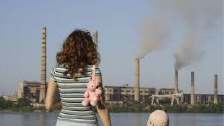 Η ατμοσφαιρική ρύπανση επηρεάζει τη γονιμότητα των γυναικών