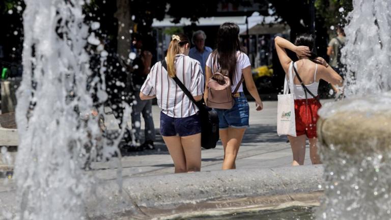 Καιρός: Διαδοχικές θερμές εισβολές - Στους 40 ο υδράργυρος 