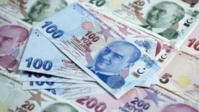 Υποχωρεί κατά σχεδόν 2% η τουρκική λίρα έναντι του αμερικανικού δολαρίου