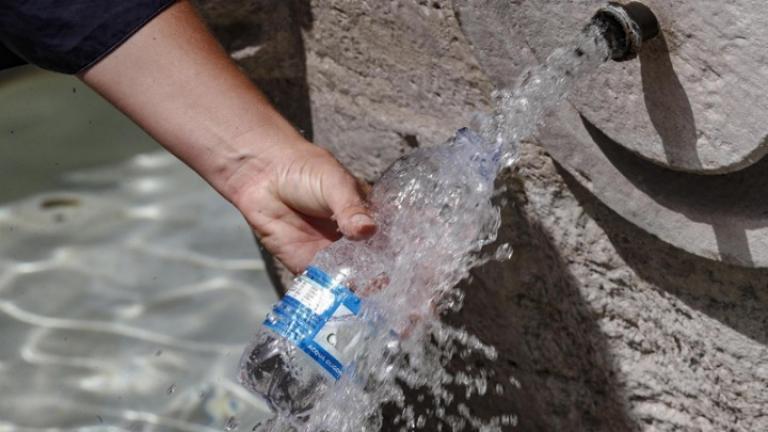 Λιποθυμούν επισκέπτες στην αρχαία Ολυμπία γιατί δεν έχουν νερό να πιουν