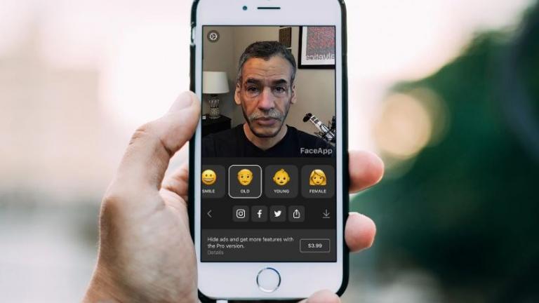 FaceApp: Η φρενίτιδα των τελευταίων ημερών - Τι ισχύει πραγματικά σχετικά με τους «κινδύνους» που κρύβει η εφαρμογή; 