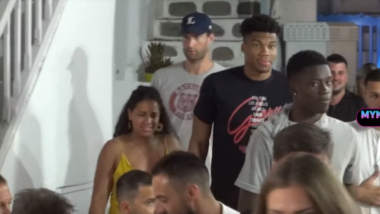 Γιάννης Αντετοκούνμπο: Χαλαρές στιγμές με τη σύντροφό του στην Μύκονο