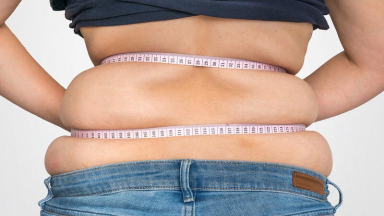 Παχυσαρκία: Αυτή είναι η συνήθεια που αυξάνει τον κίνδυνο