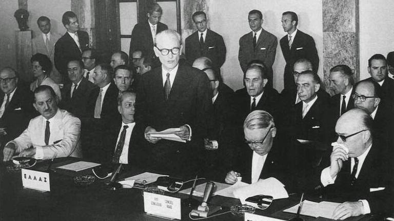Σαν σήμερα 9 Ιουλίου 1961 υπογράφεται στην Αθήνα η συμφωνία σύνδεσης της Ελλάδας με την ΕΟΚ