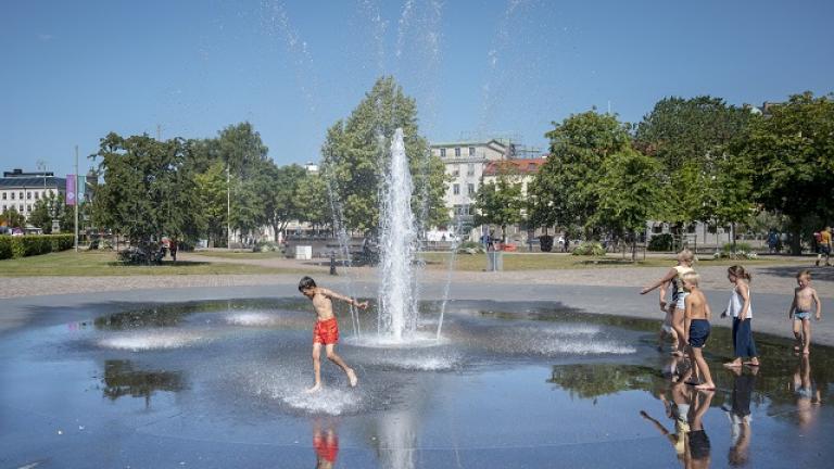 Ο καύσωνας μετακινείται προς τις σκανδιναβικές χώρες