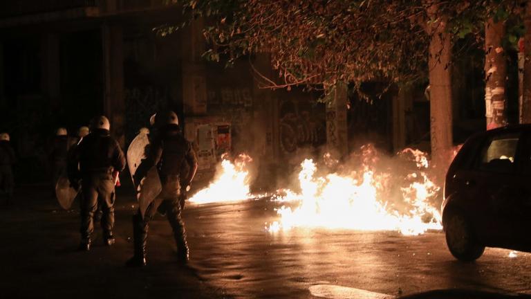 Δύο συλλήψεις για τα επεισόδια στα Εξάρχεια