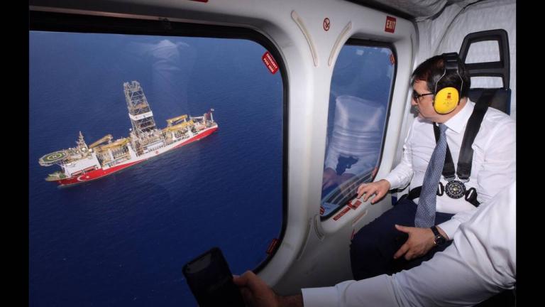 Τούρκος υπουργός Ενέργειας: «Τα δύο τουρκικά πλοία γεωτρήσεων συνεχίζουν τις επιχειρήσεις τους στην ανατολική Μεσόγειο – Φτάνει και τρίτο»