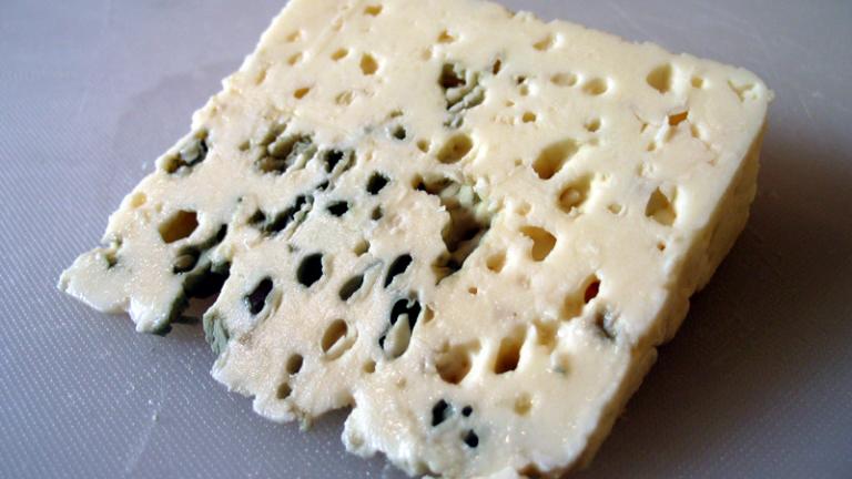 Ανακαλείται πασίγνωστο τυρί με σαλμονέλα 