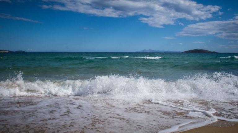 ΚΑΙΡΟΣ 30/8/2019: Αίθριος καιρός, με ενίσχυση των βοριάδων στο Αιγαίο