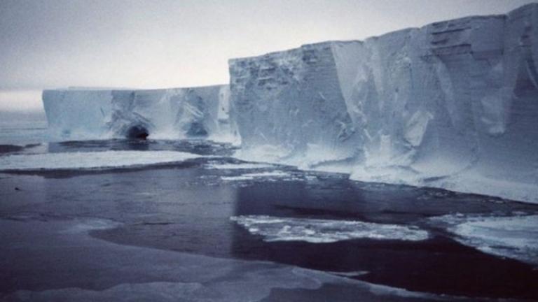 Δεν είναι μόνο η Γροιλανδία. Στην Αρκτική παίζεται ένα πολύ πιο επικίνδυνο παιχνίδι