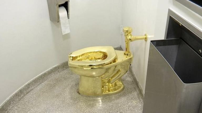 Βρετανία: Εκλεψαν τουαλέτα από μασίφ χρυσό 18 καρατίων 