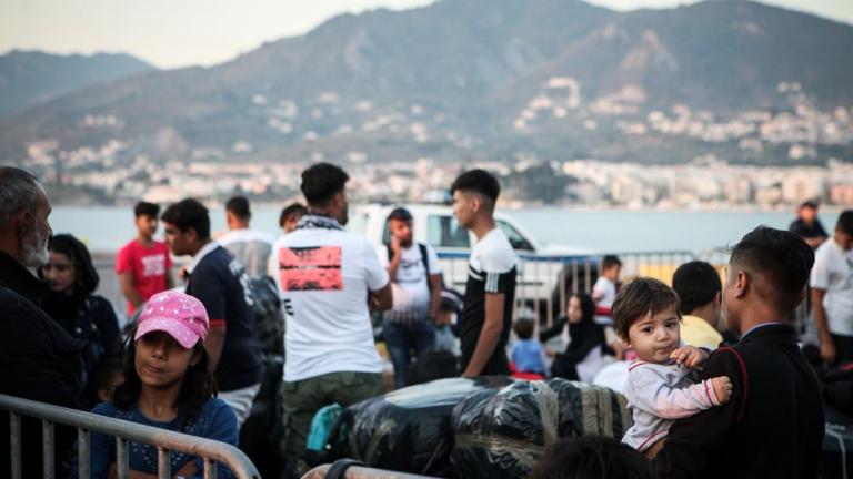 Πάνω από 1.900 μετανάστες πέρασαν στα νησιά του Β. Αιγαίου την περασμένη εβδομάδα