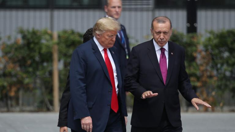 ΗΠΑ: Πιέσεις μελών του Κογκρέσου για ακύρωση της πρόσκλησης στον Ερντογάν