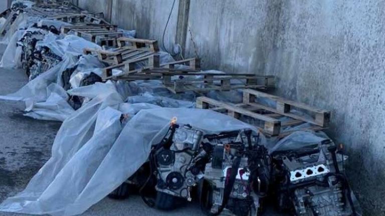 Εντοπισμός 164 κλεμμένων κινητήρων αυτοκινήτων στη διάρκεια αστυνομικής επιχείρησης