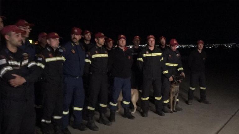 Τιμητική υποδοχή της ελληνικής αποστολής πυροσβεστών της ΕΜΑΚ από την Αλβανία