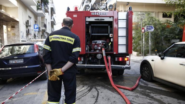 Πυρκαγιά σε διώροφο κτίριο στην Κυψέλη με τραυματίες 